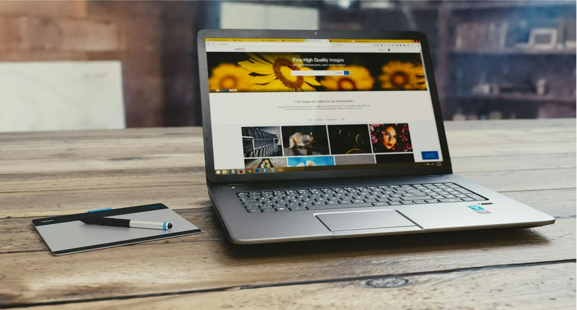 17 Must Have Top Free Resources for Graphic Designers